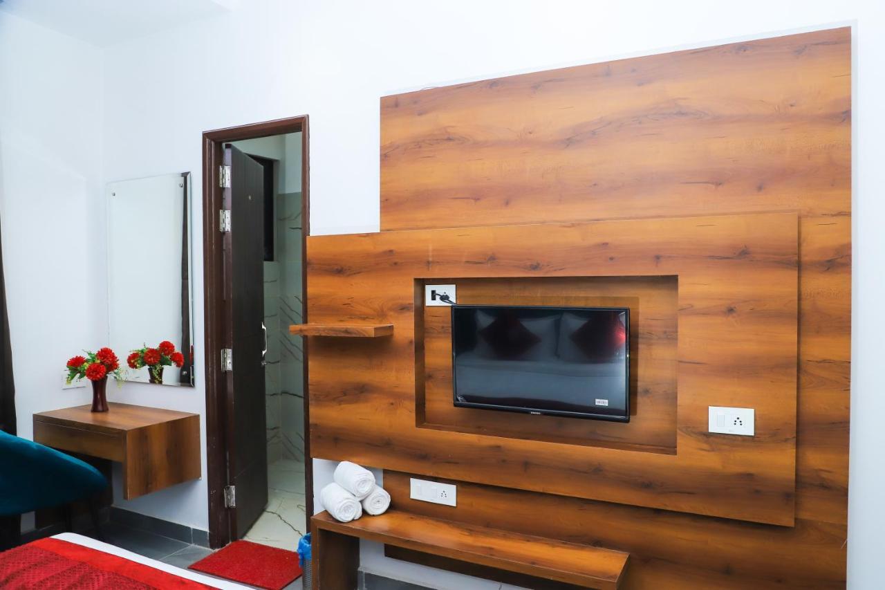 Hotel Dream Town By Cozy Hotels & Resorts Amritsar Exterior foto
